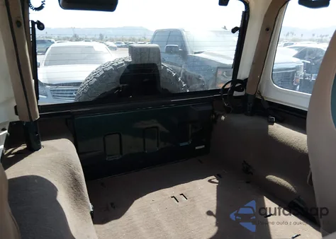 2000 Jeep Wrangler Sahara from USA, damaged, VIN 1J4FA59S0YP742355